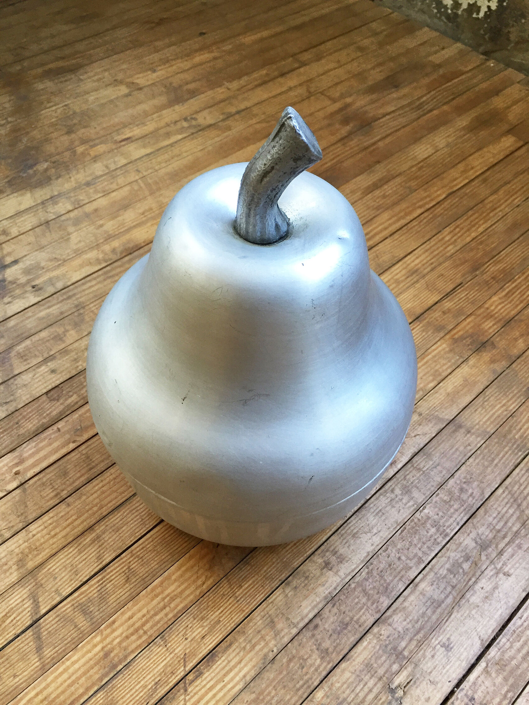 Sceau à glaçon « poire » inox