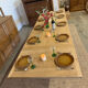 Extendable table in solid oak