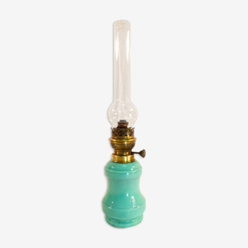 Ancient lampe a petrole in green opaline