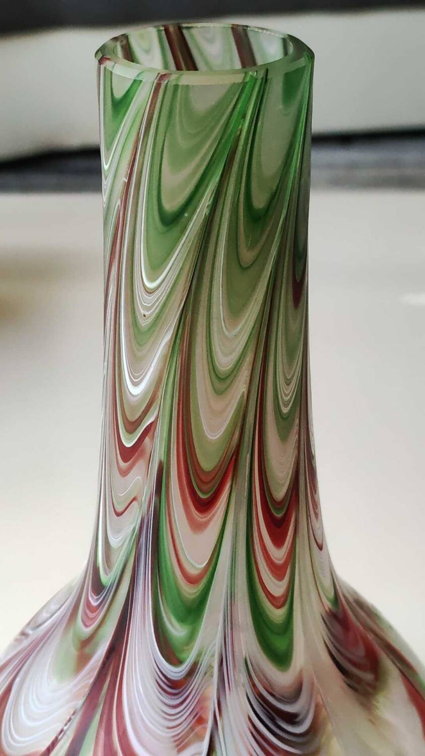 Chimney neck ball vase. Murano style. Flamed swirl design/Multicolored smoke scrolls. Dim 27 x 14 cm