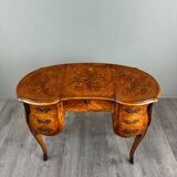 Coiffeuse de style Louis XV marquetée, XXe siècle