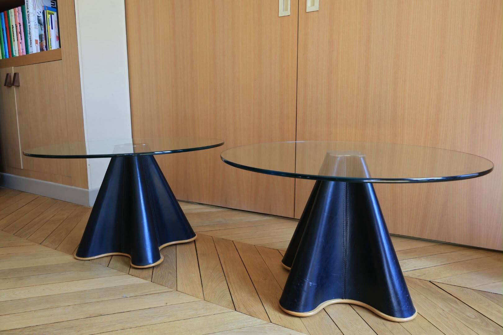 Paire de table d’appoints Trébol par Oscar Tusquets