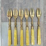 Dessert forks