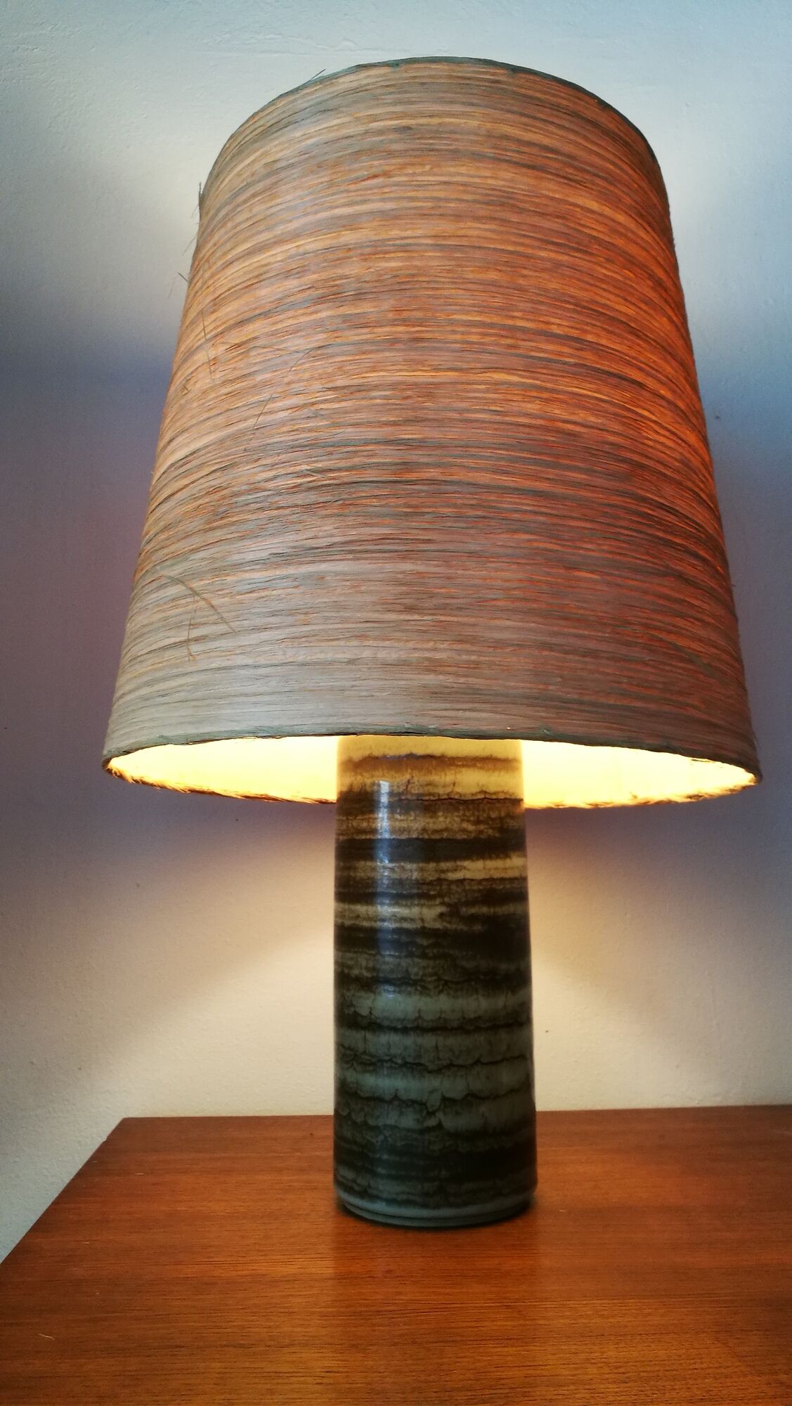 Danish lamp circa 1960 lampshade in braided straw