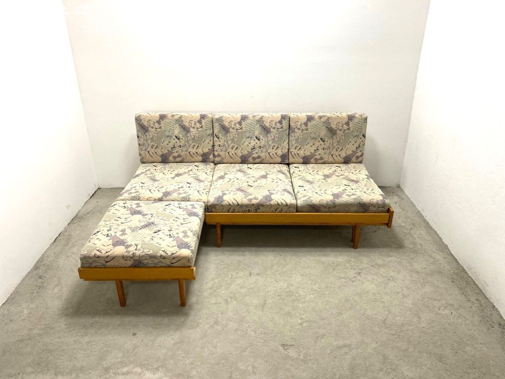 Jiràk sofa bed by TATRA to Renovate, Czech Vintage 1960s