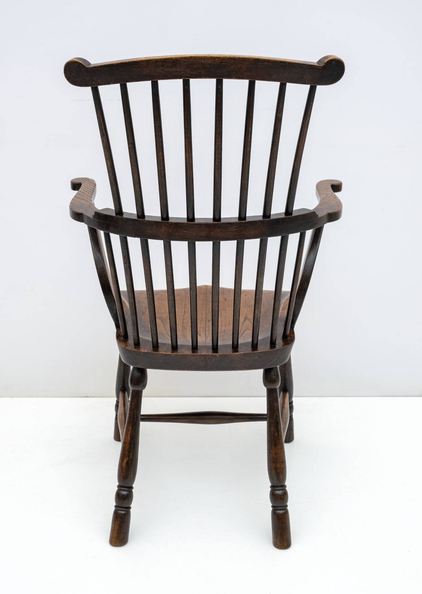 9th Century Fine English West Country Comb Back Windsor Chair