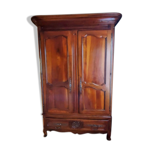 Armoire de chateau style
