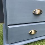 Ragpicker shades of gray