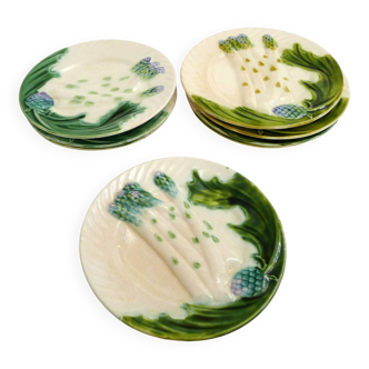 Set of 8 asparagus plates from the early 20th century in Salins barbotine earthenware.