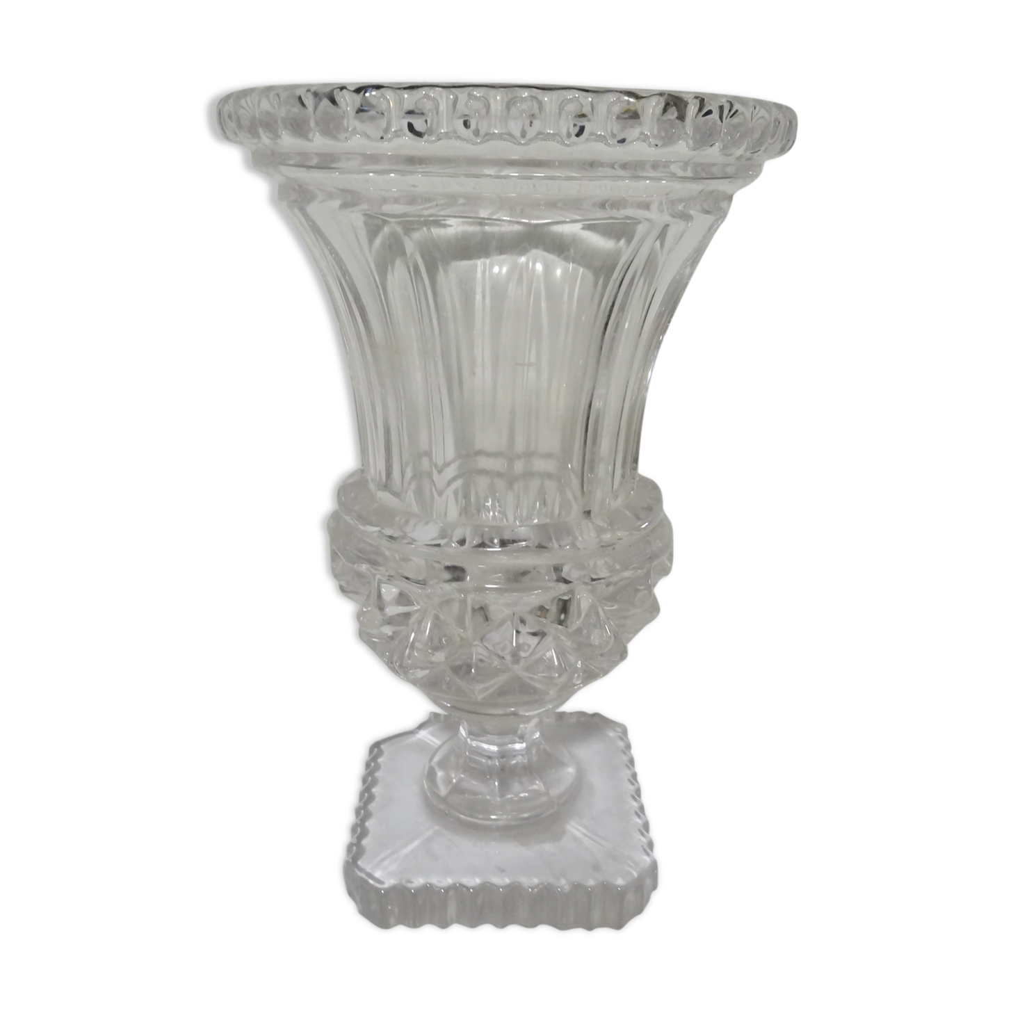 Medici valve crystal vase