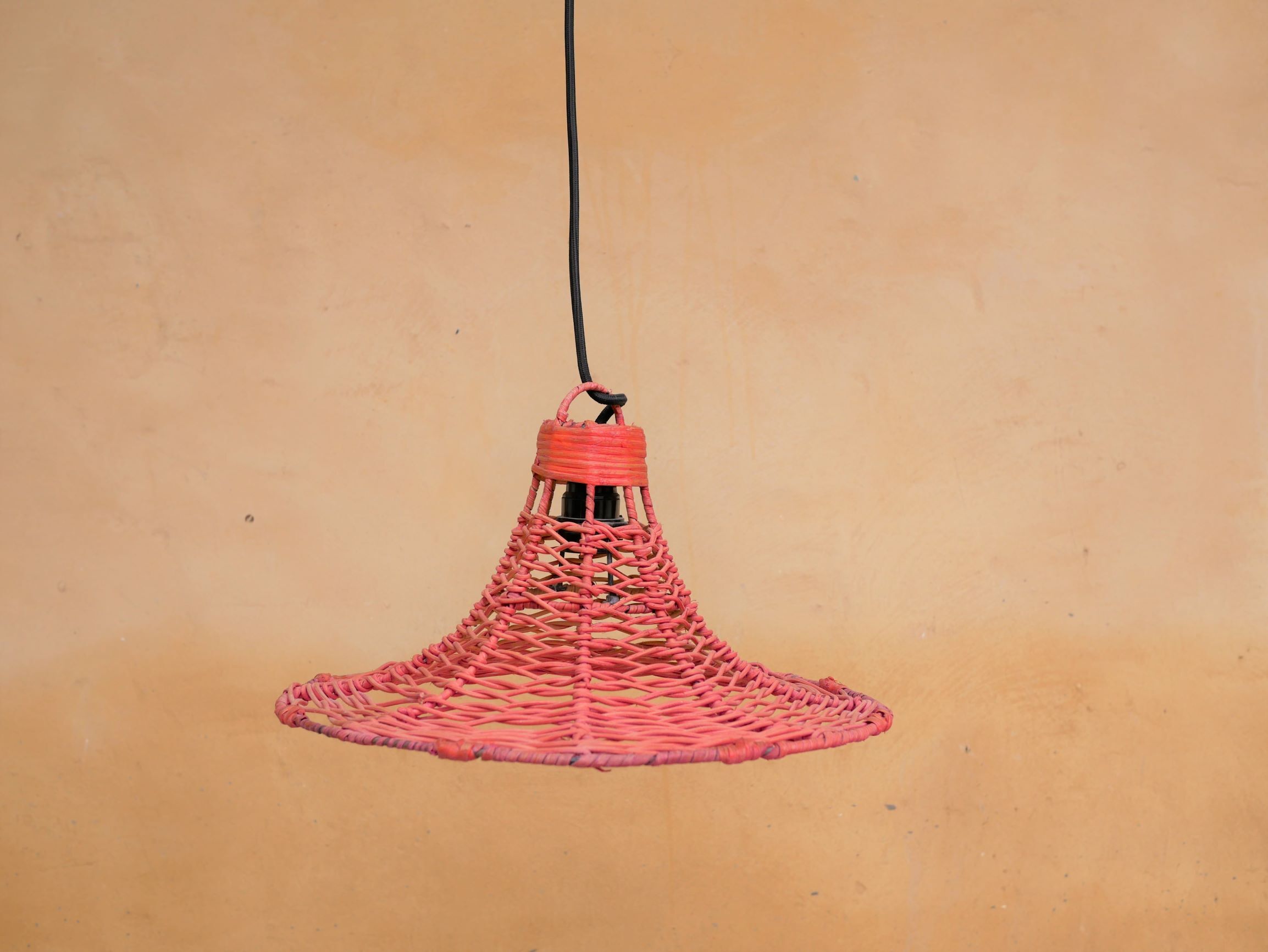Vintage tulip hanging lamp in rattan