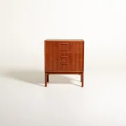 Coffre scandinave en teck à quatre tiroirs