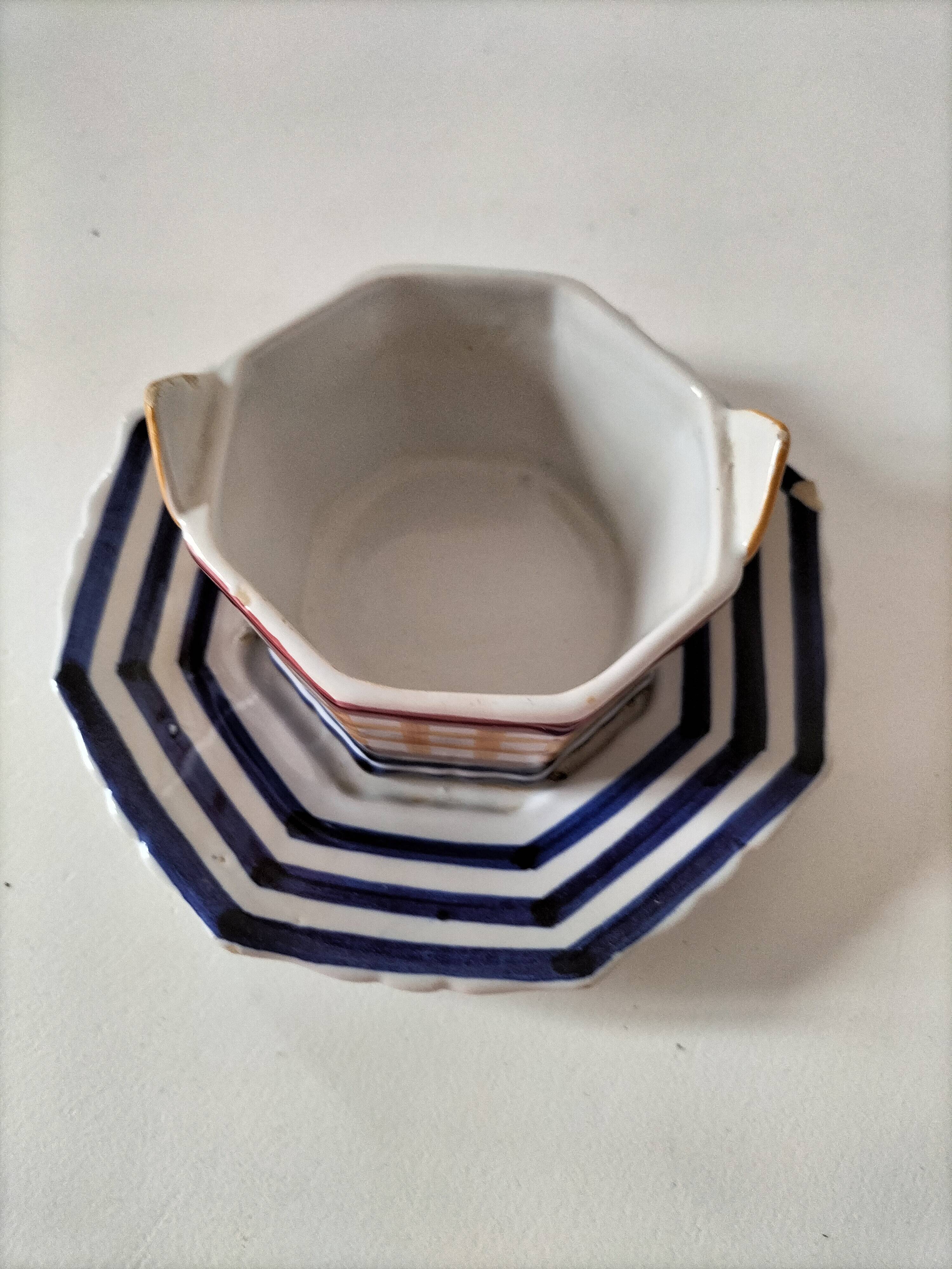 HB Quimper octagonal butter dish, hand-painted graphic design.