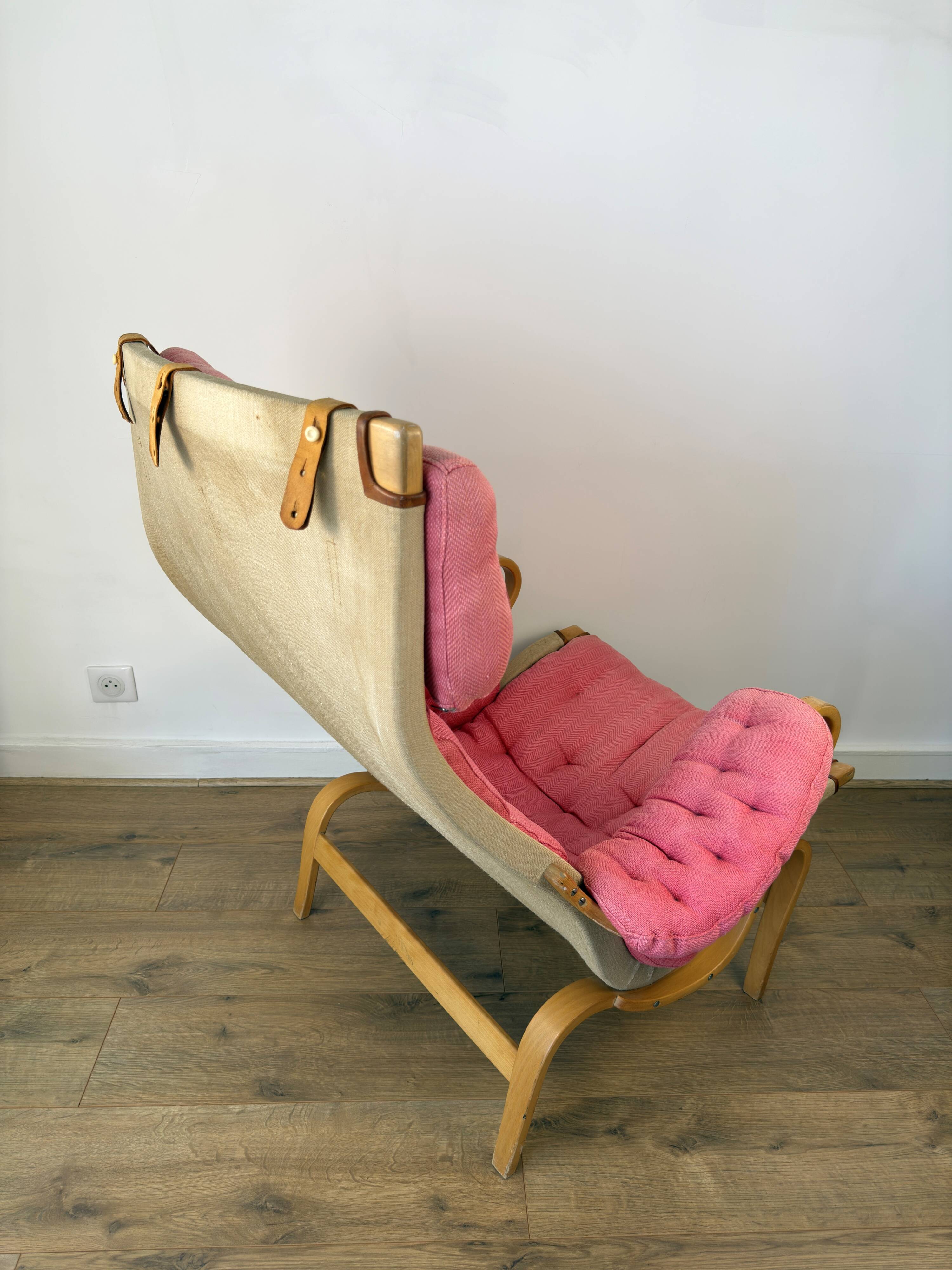 Pernilla Armchair by Bruno Mathsson for DUX – Pink Upholstery, 1970s–1980s