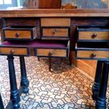 Bureau de changeur époque XVIIe