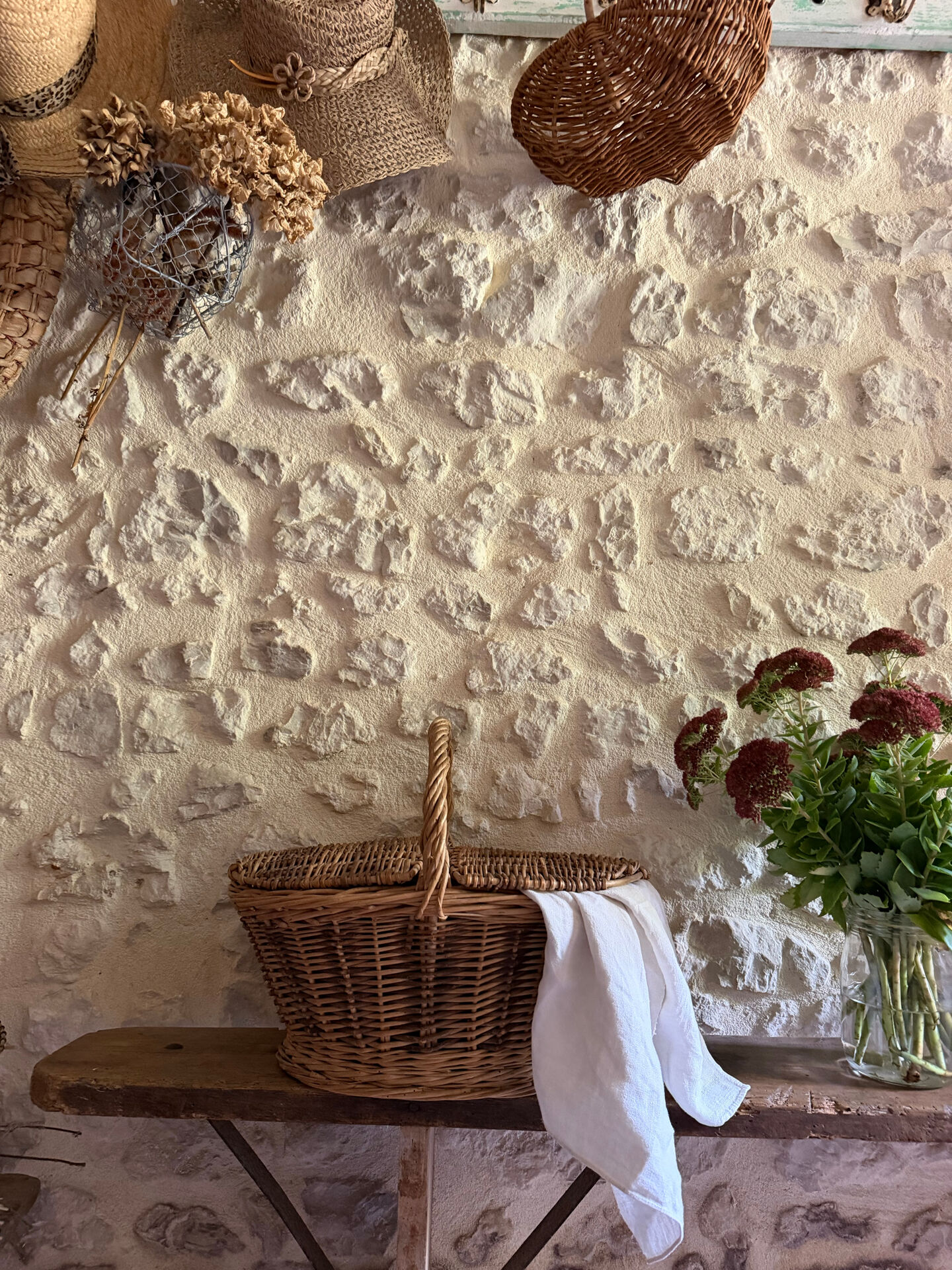 Panier en osier ancien avec couvercle