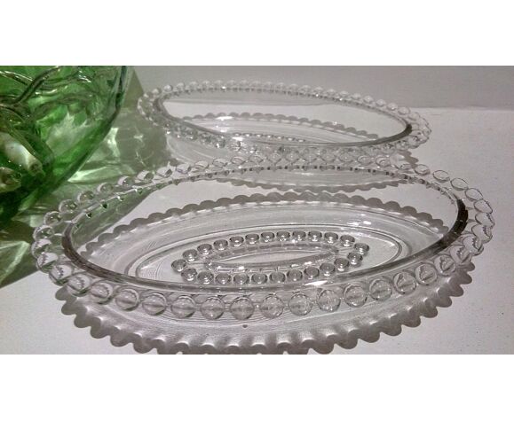 Duo of glass beaded raviers