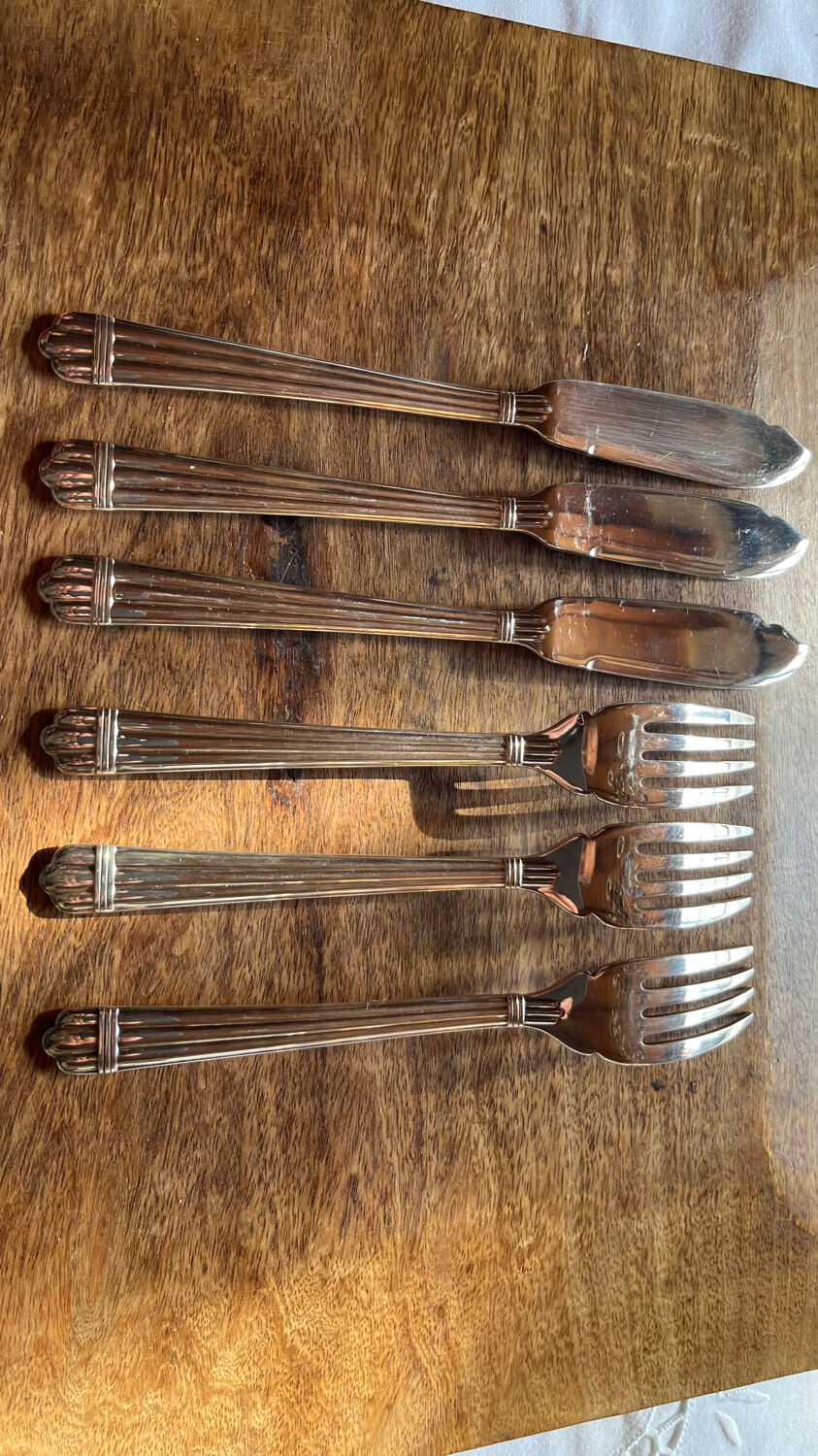 Set of 3 Christofle fish forks and 3 knives
