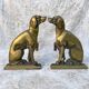 Paire de chenets chiens en laiton