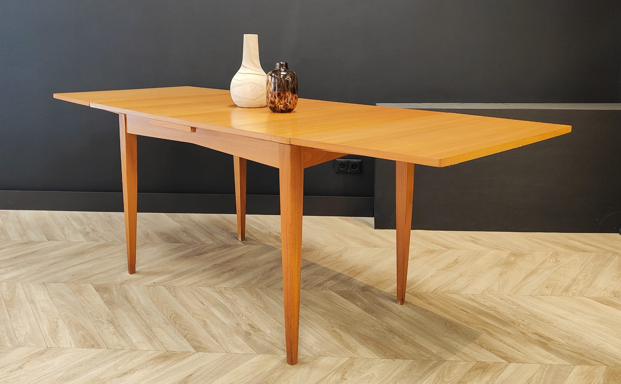 Mid Century vintage extendable dining table