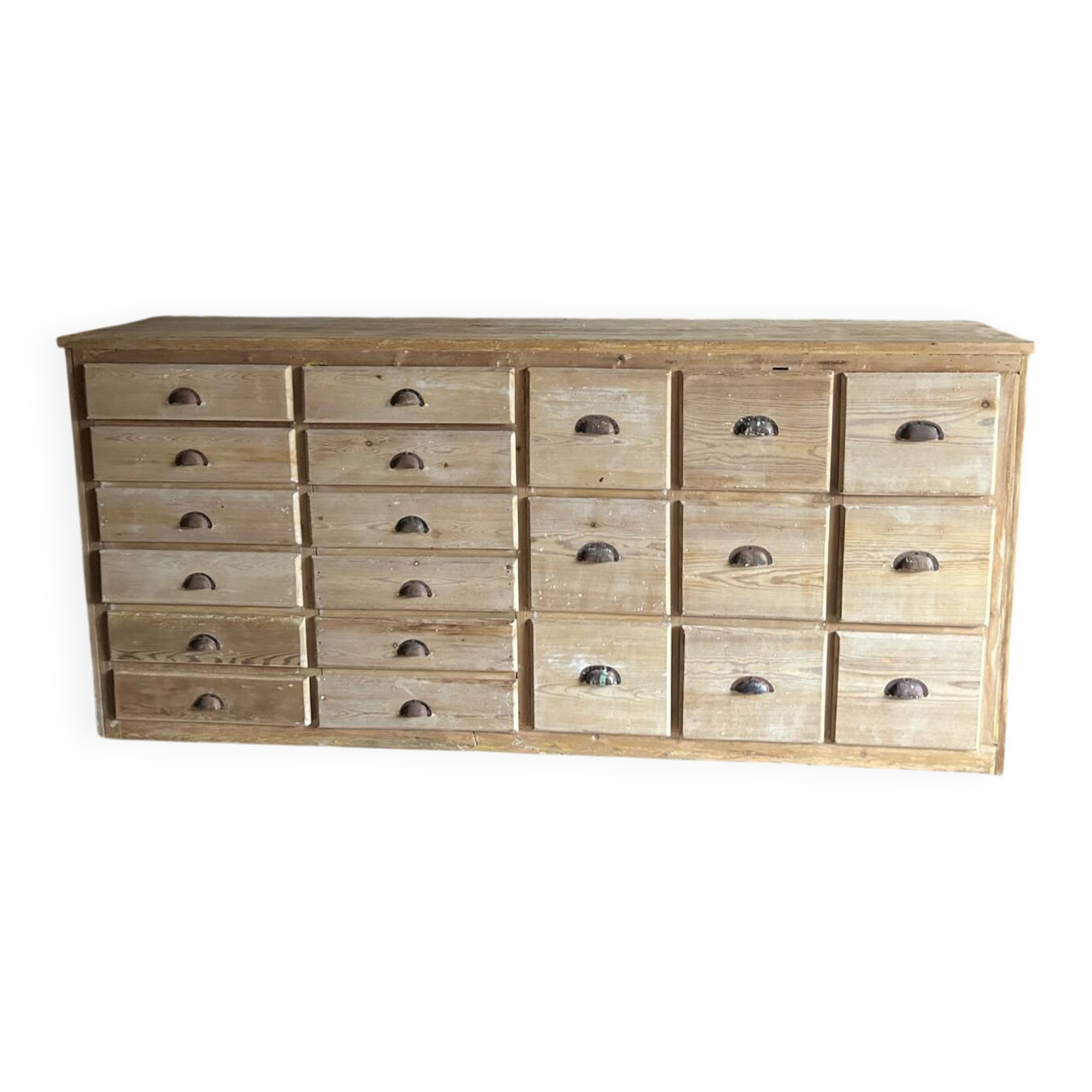 Antique workshop drawer unit from the early 20th century.