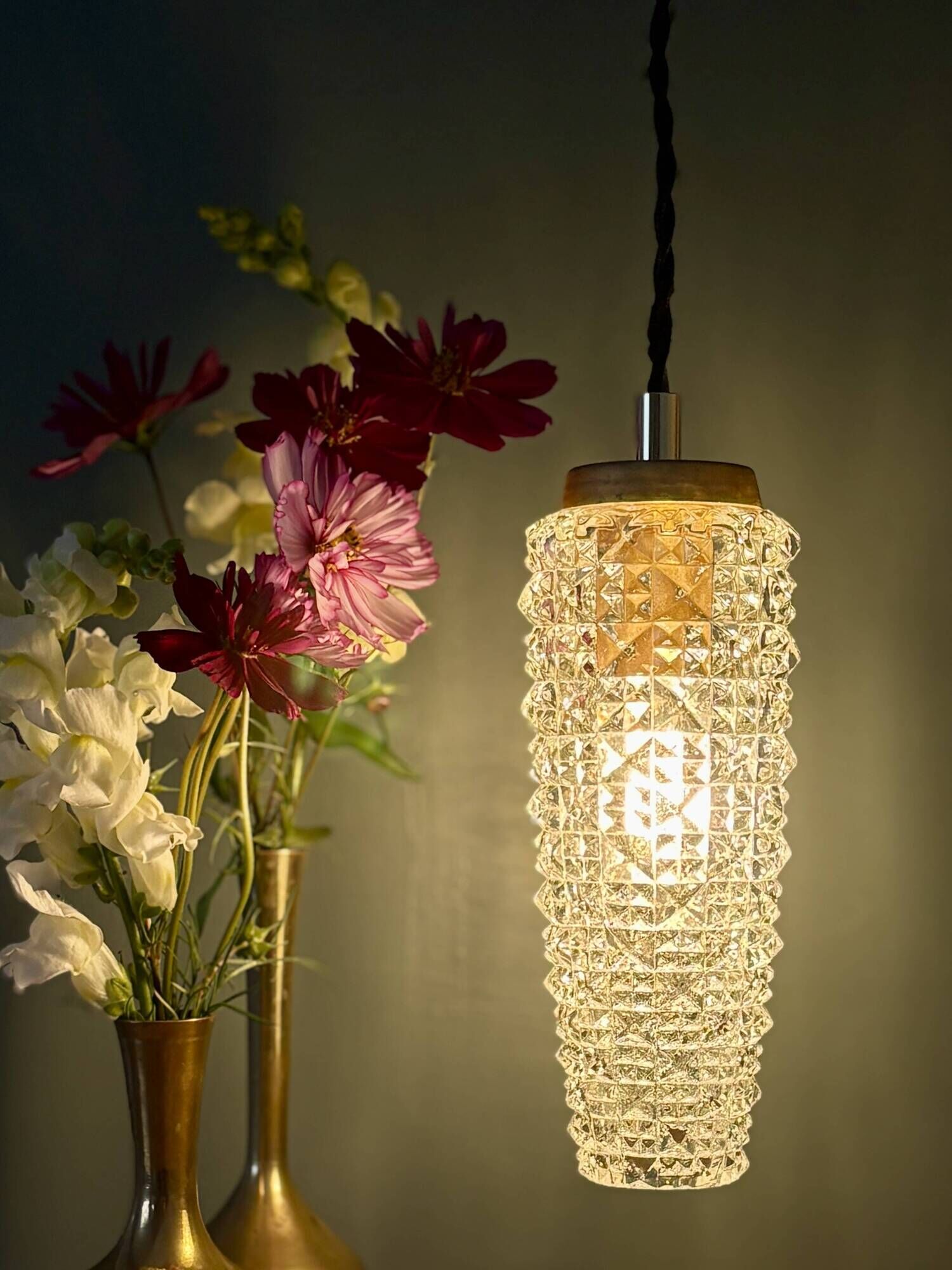 Vintage glass tulip suspension with diamond tip (SE10)