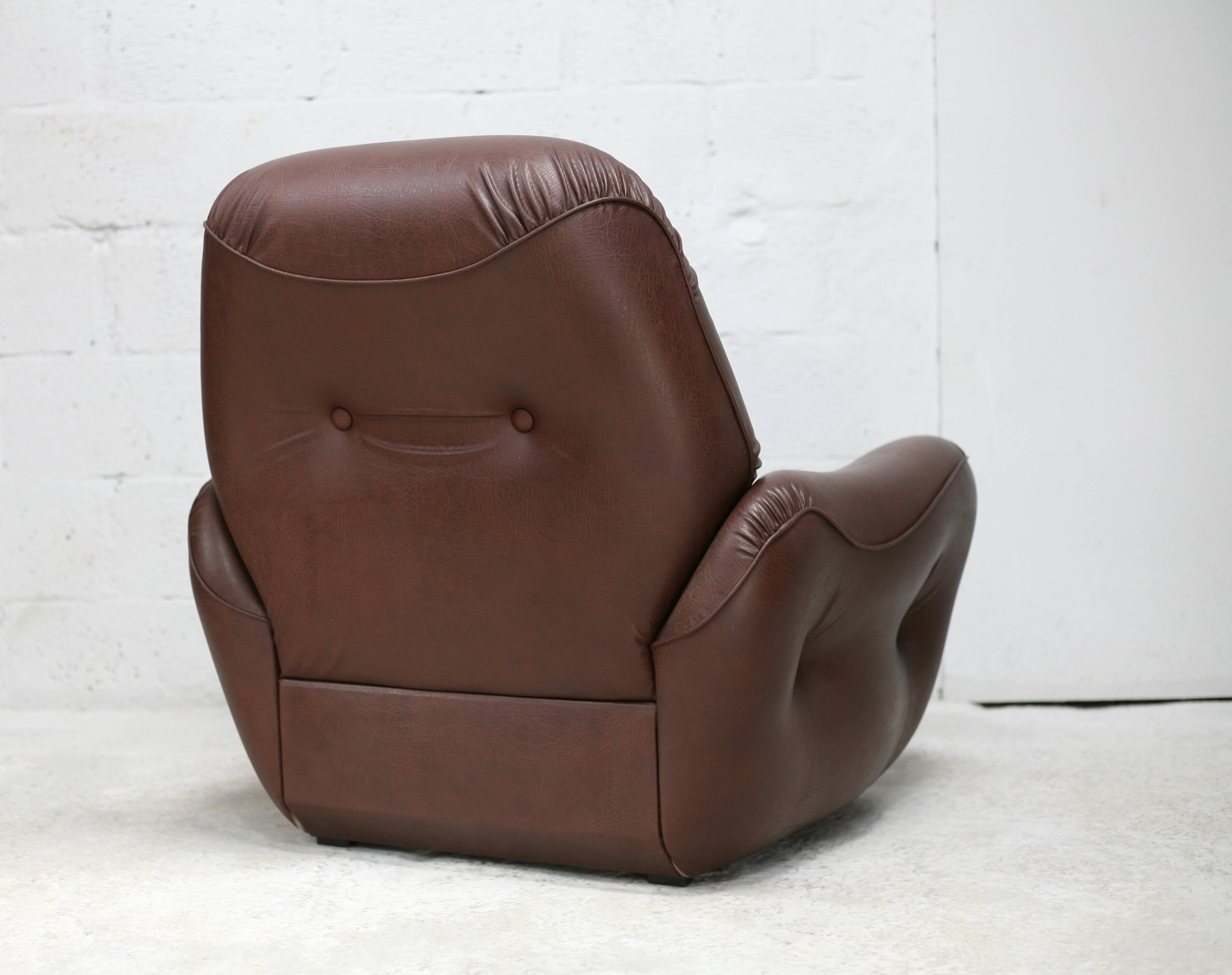 Pair of "space age" armchairs. Circa 1970