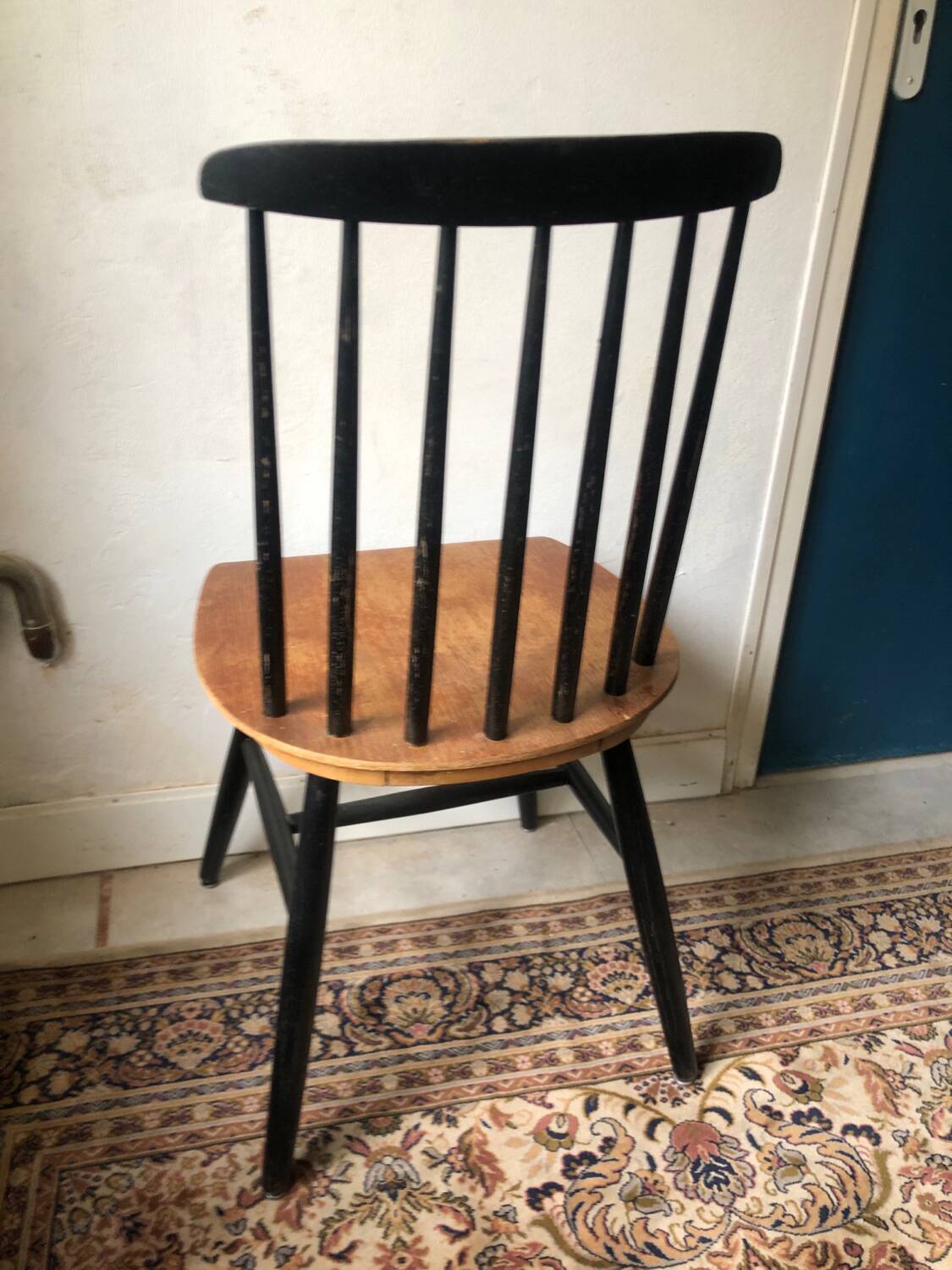 4 bistro chairs