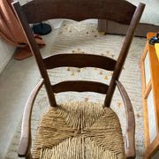 Fauteuil en paille art populaire