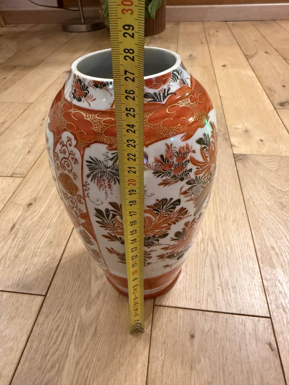 Large Japanese Kutani Porcelain Vase – Moriage Floral Relief – Early 2