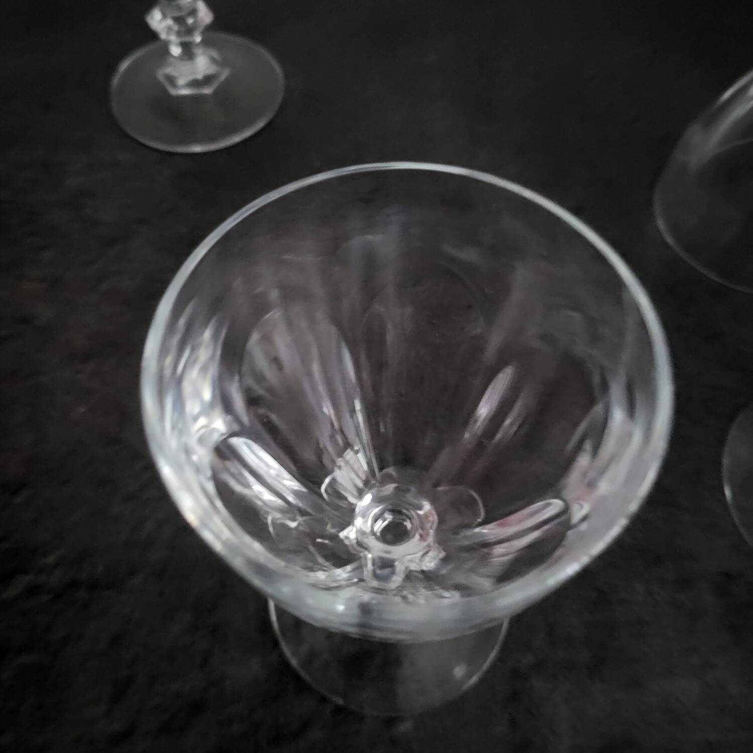 4 button-foot aperitif glasses model Rambouillet Christal d'Arques