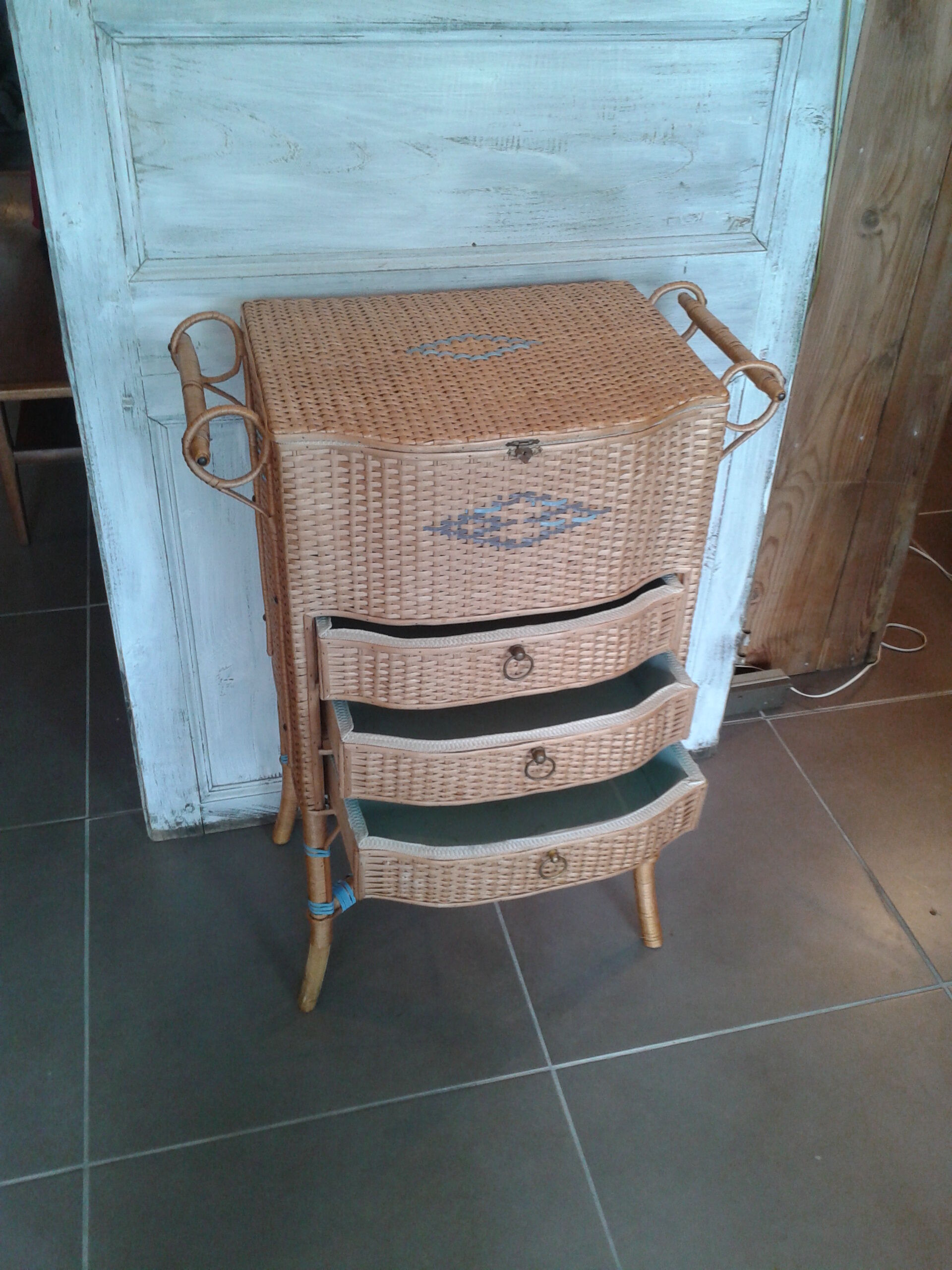 Small sewing rattan furniture