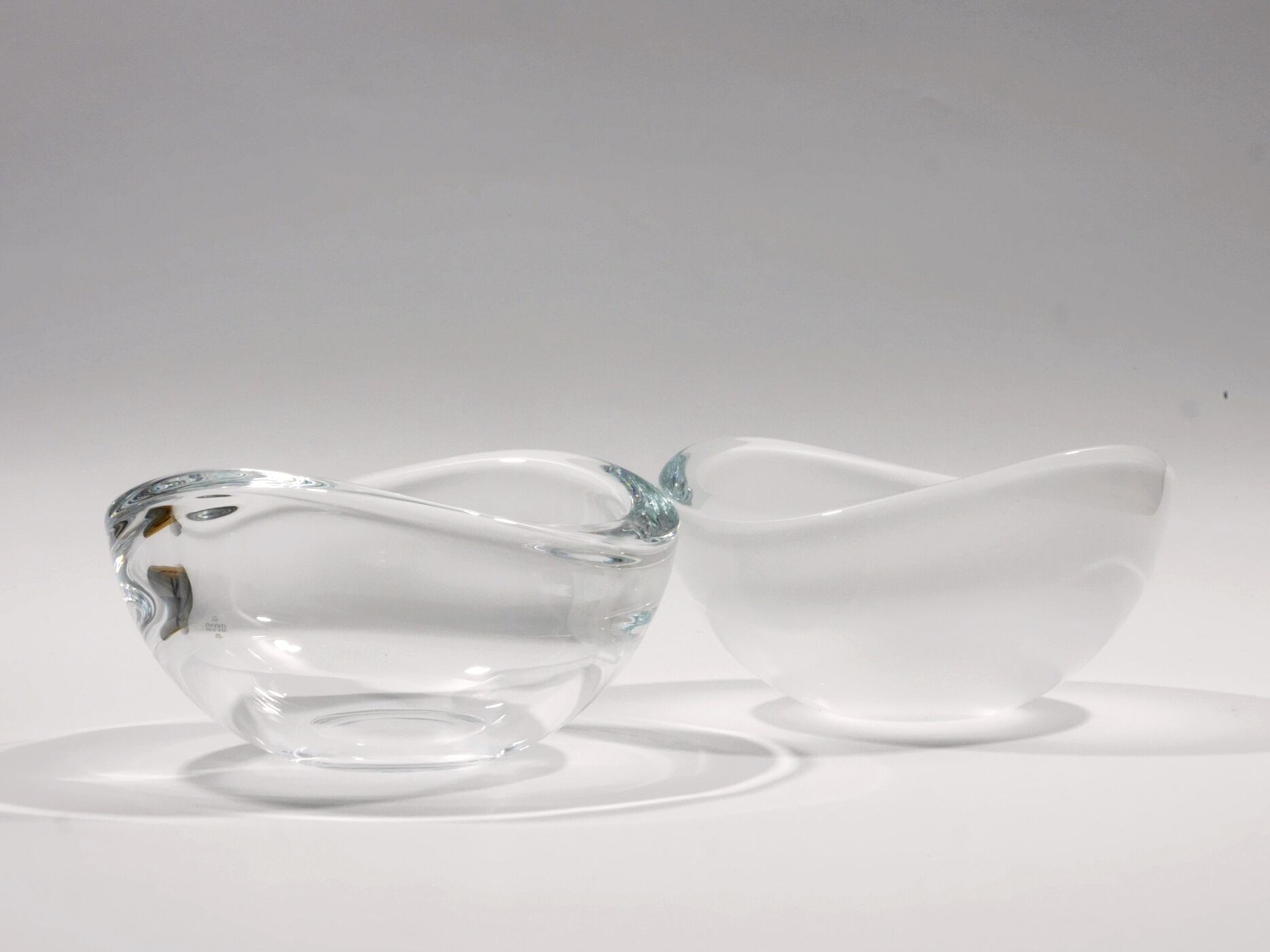 Danish Medusa glass bowls by Per Lütken For Holmegaard, 1987, Set Of 2
