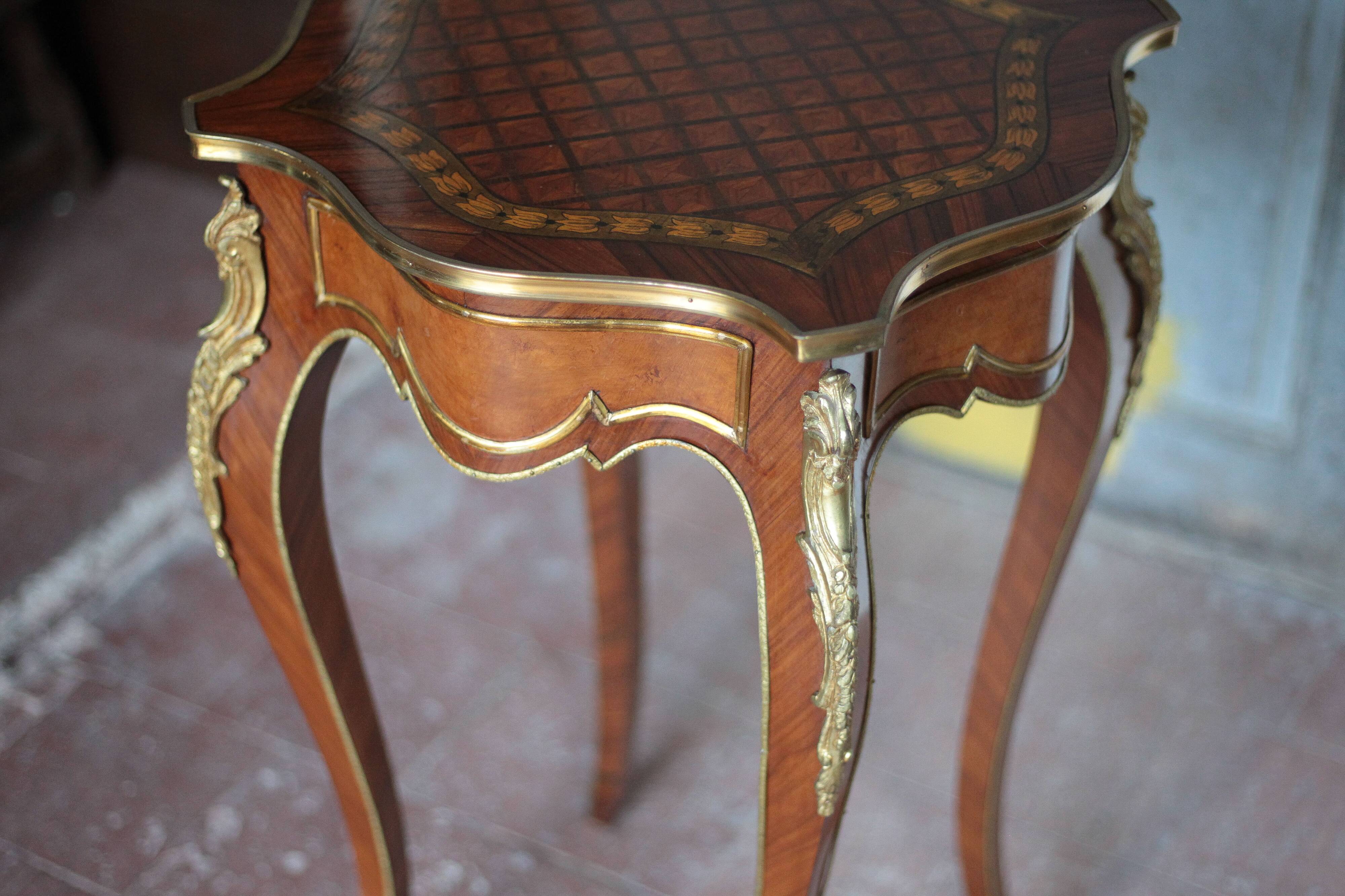 Wooden bedside table with marquetry and bronze, side table with curved legs