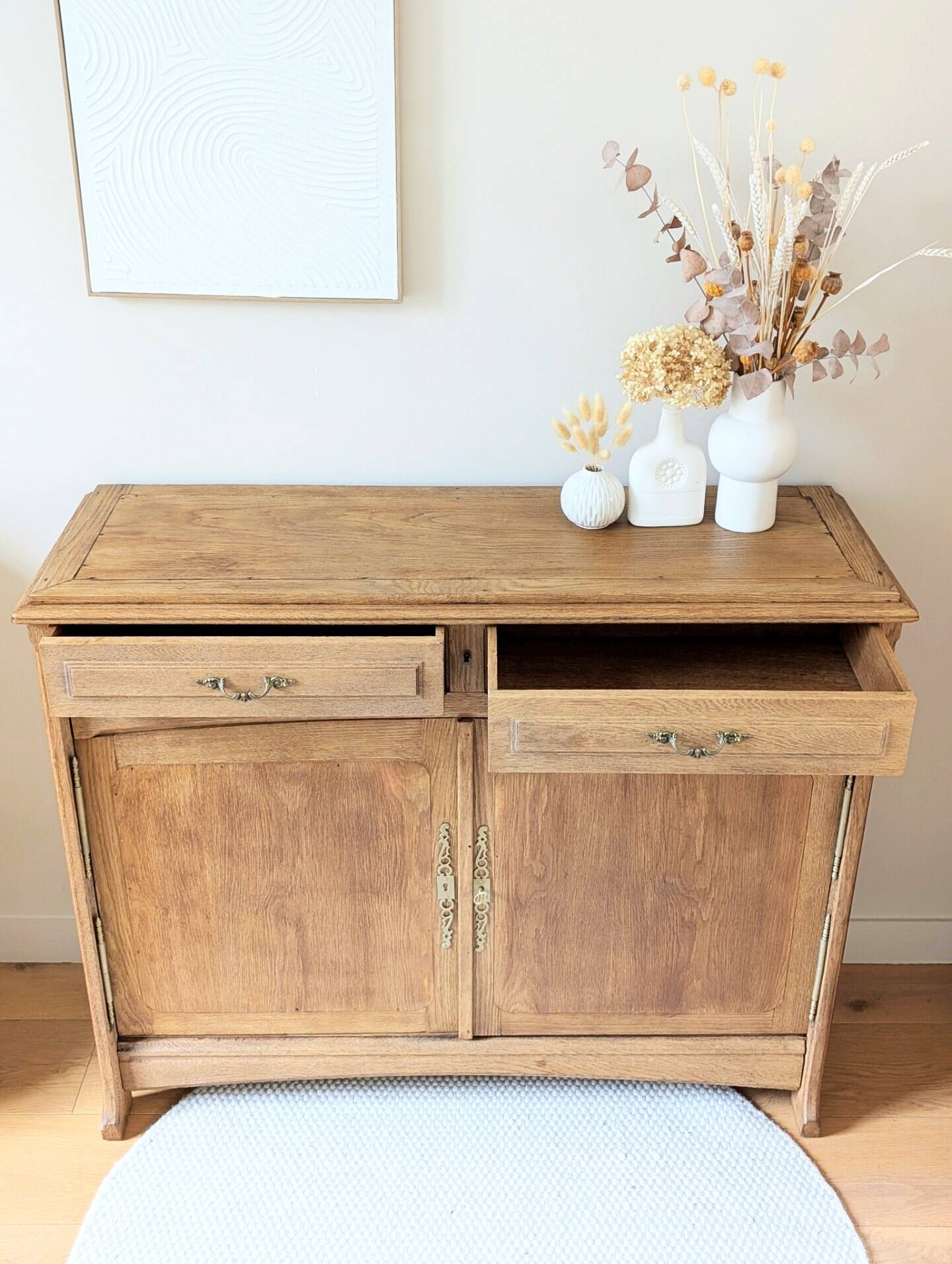 Renovated antique Parisian buffet in oak in Art Nouveau style.