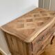 Commode sauteuse entierement sablée décapée