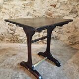 Table d'appoint ancienne française en noyer / Petite table d'écriture – Noyer teinté noir avec des nuances rougeâtres – Fin XIXe / début XXe siècle