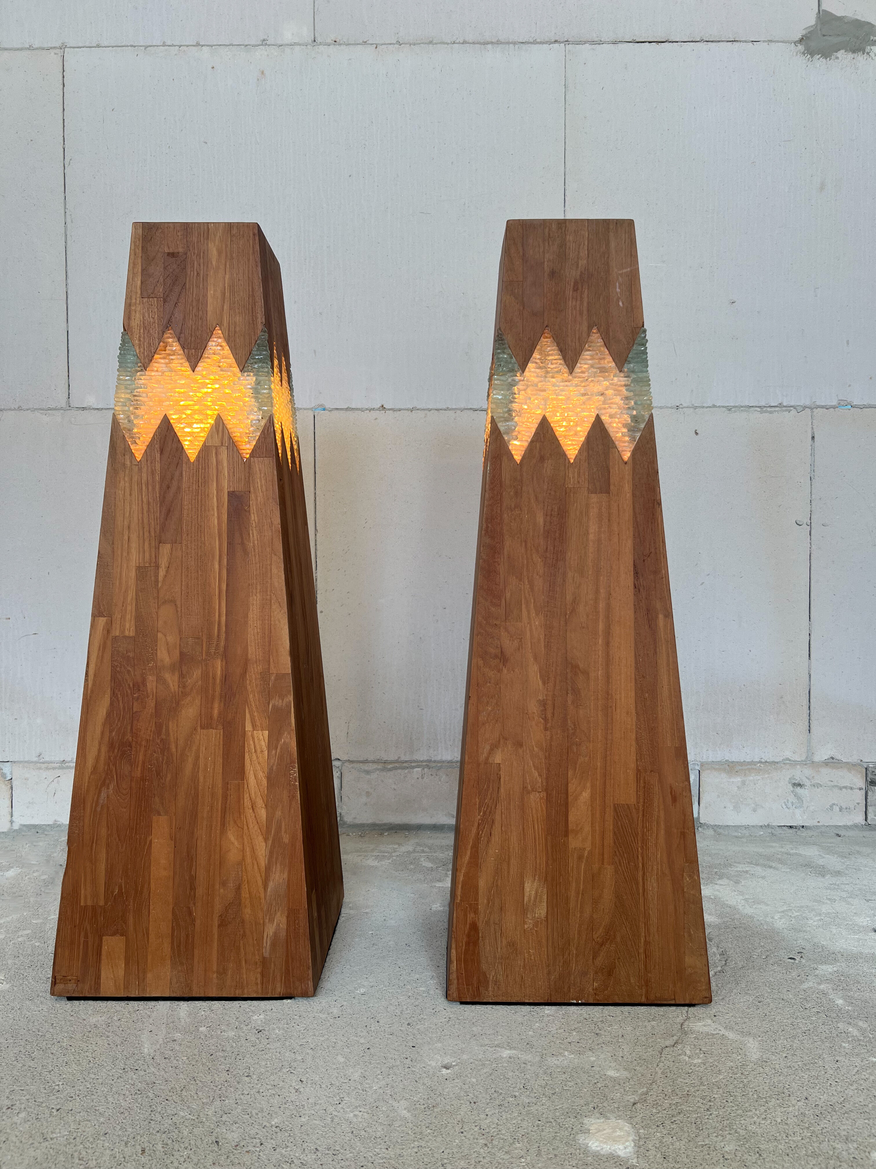 Lampes de sol architecturales des années 1980 : un héritage de lumière d'Anvers