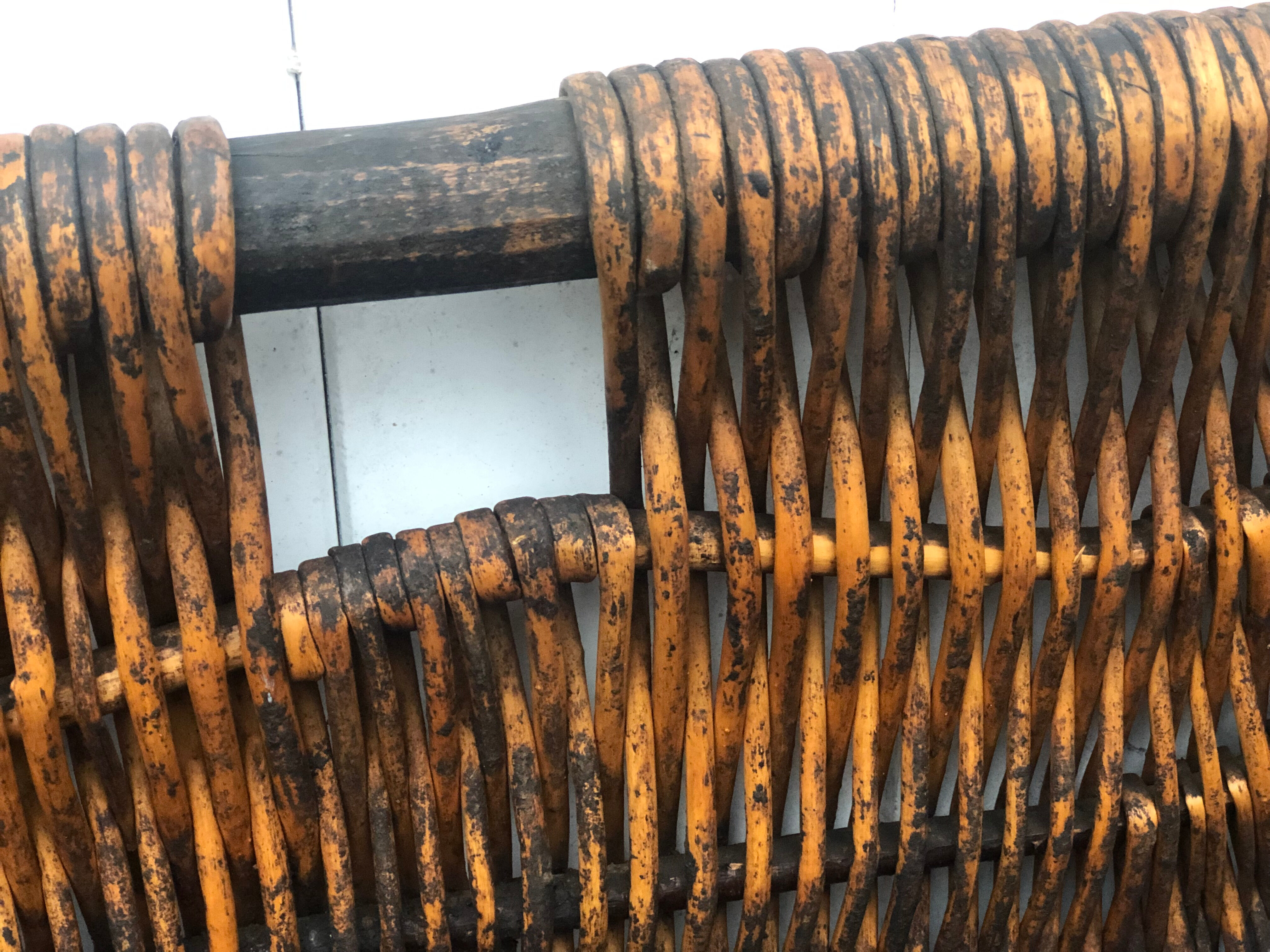 Harvest hood basket wood and wicker