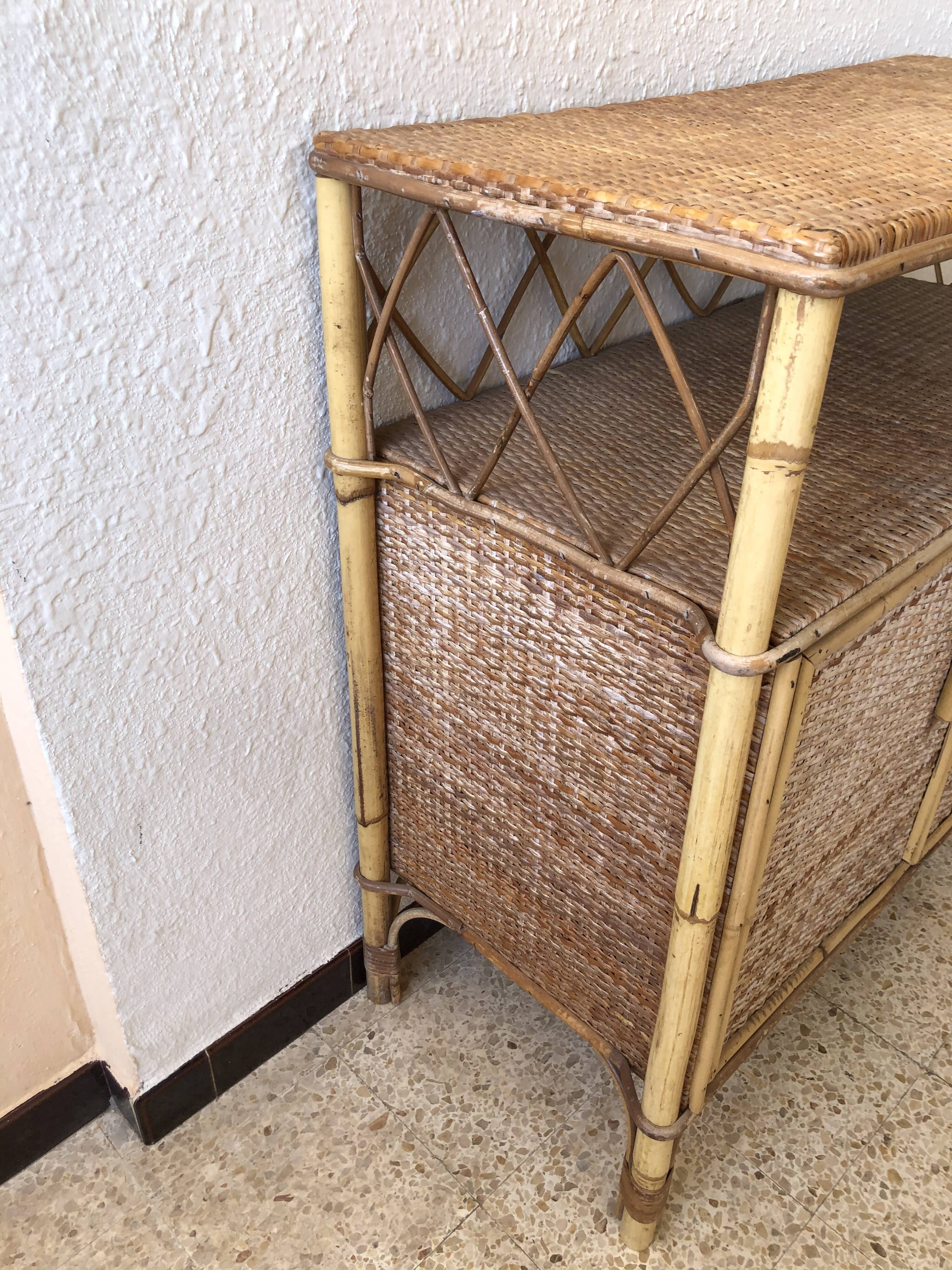 Buffet en rotin vintage