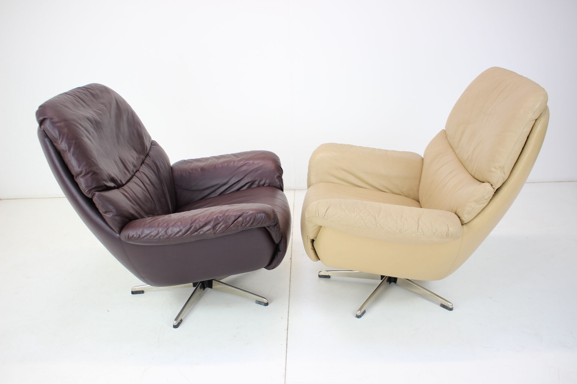 Set of two scandinavian adjustable leather armchairs by peem, 1970s, finland