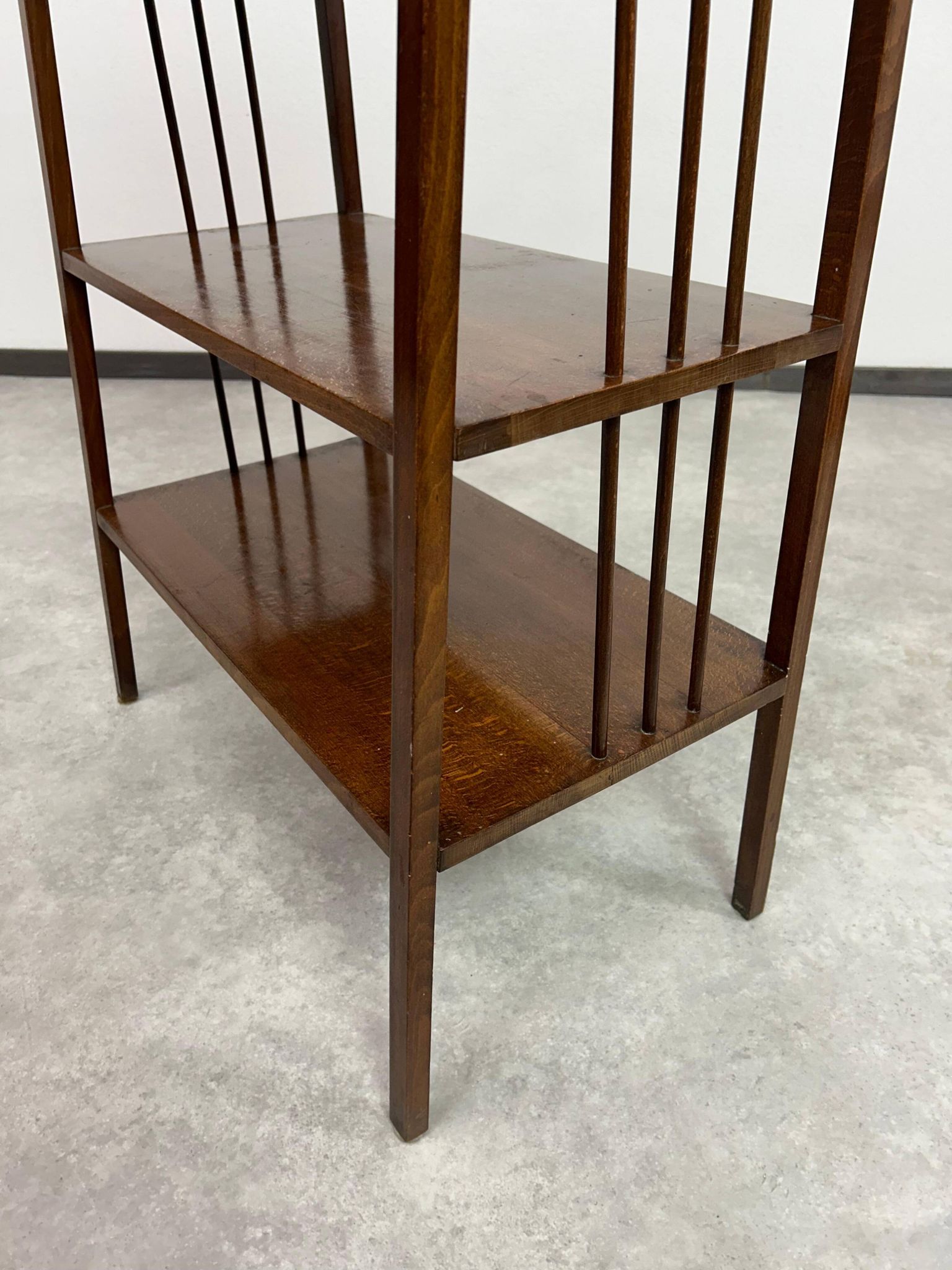 Jugendstil shelf by Thonet Debrecen