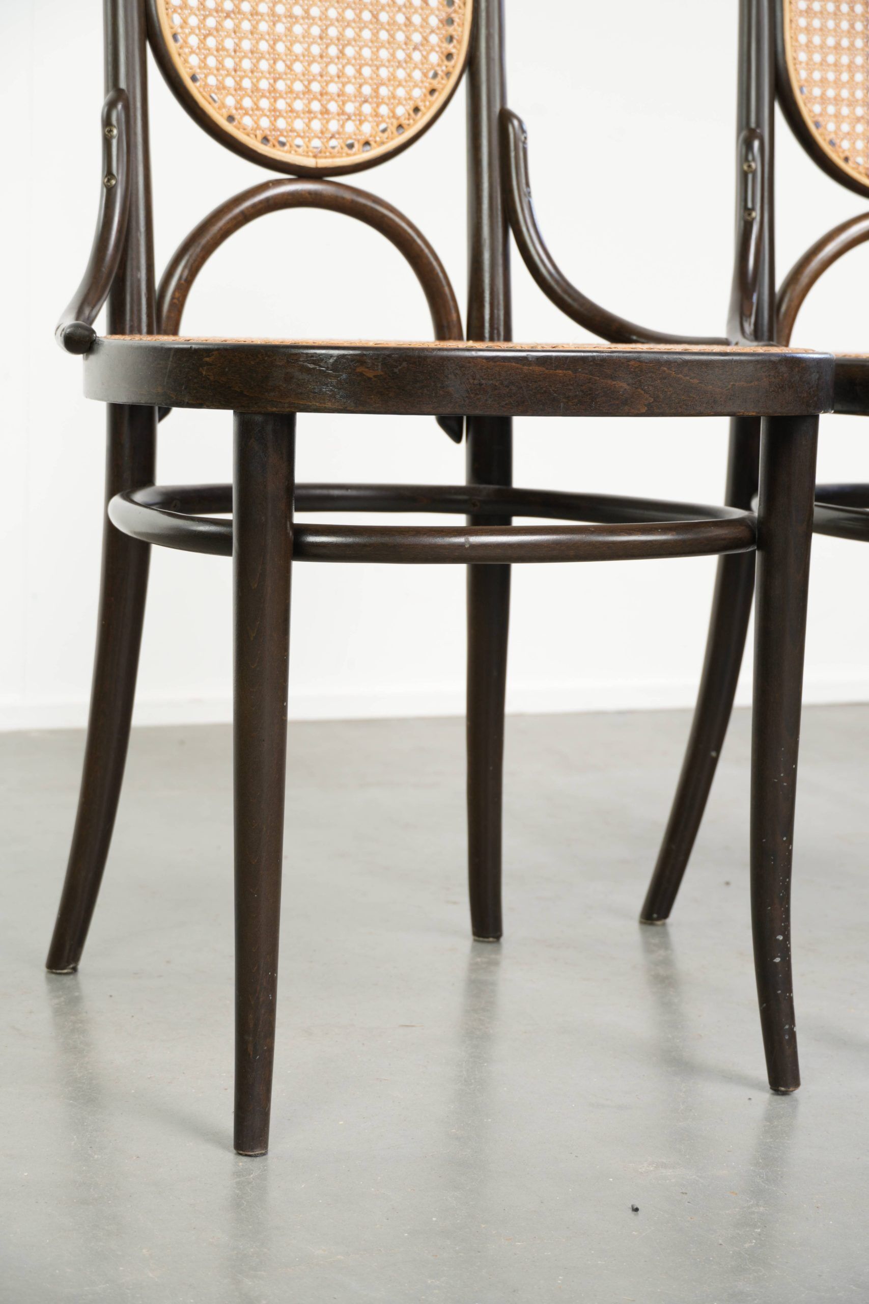 Set of 6 original vintage Thonet chairs model Long John with high back