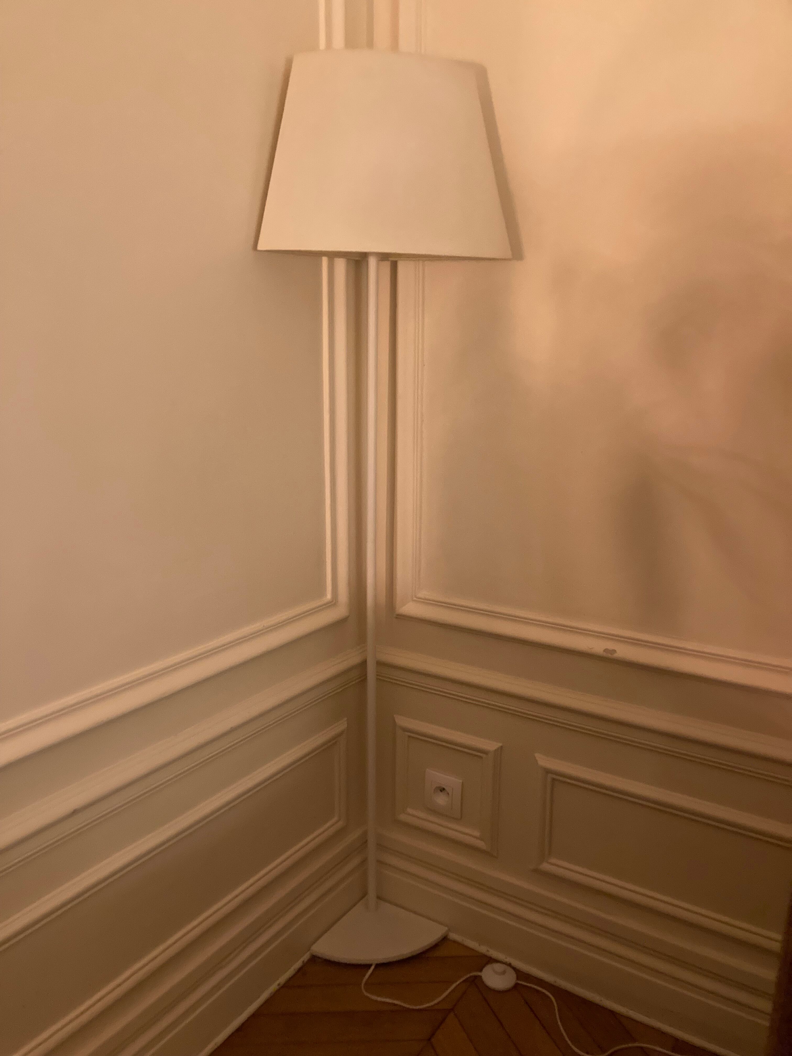 Corner floor lamp - Design House Stockholm