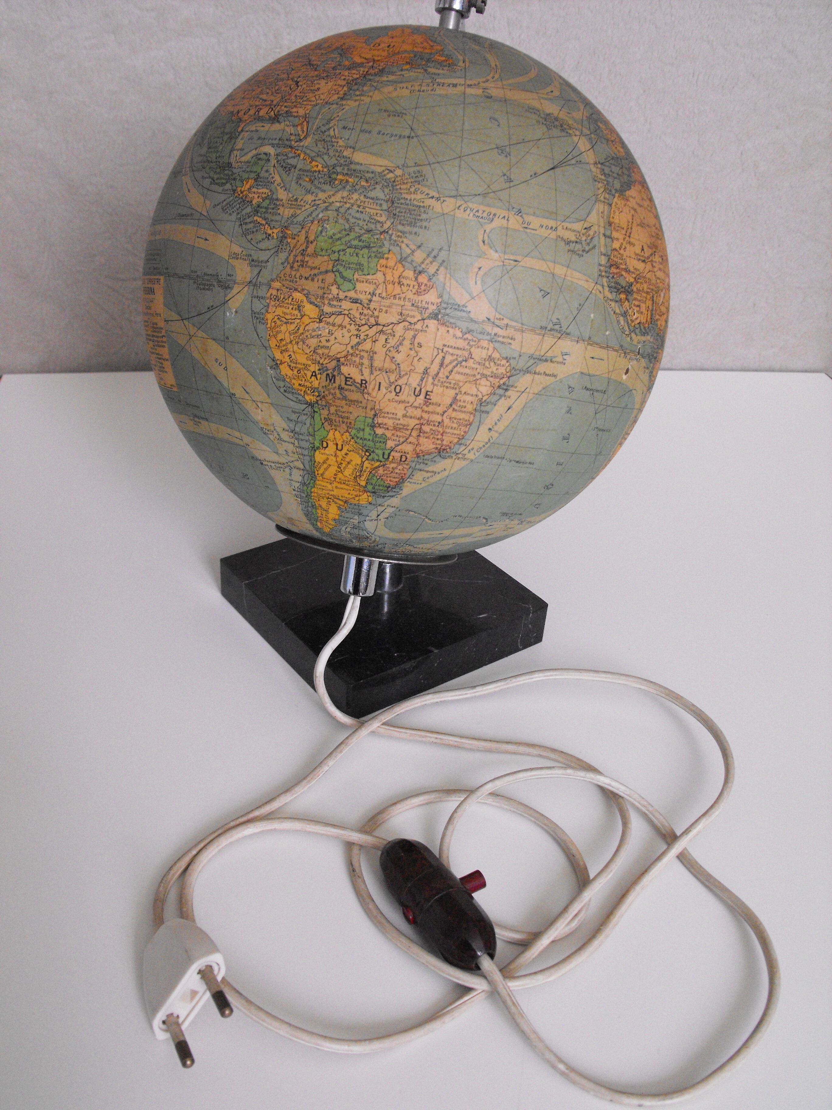 Globe Earth Perrina glass 50-60