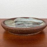 Danish studio pottery bowl from the mid-century by G.P., 1960s.