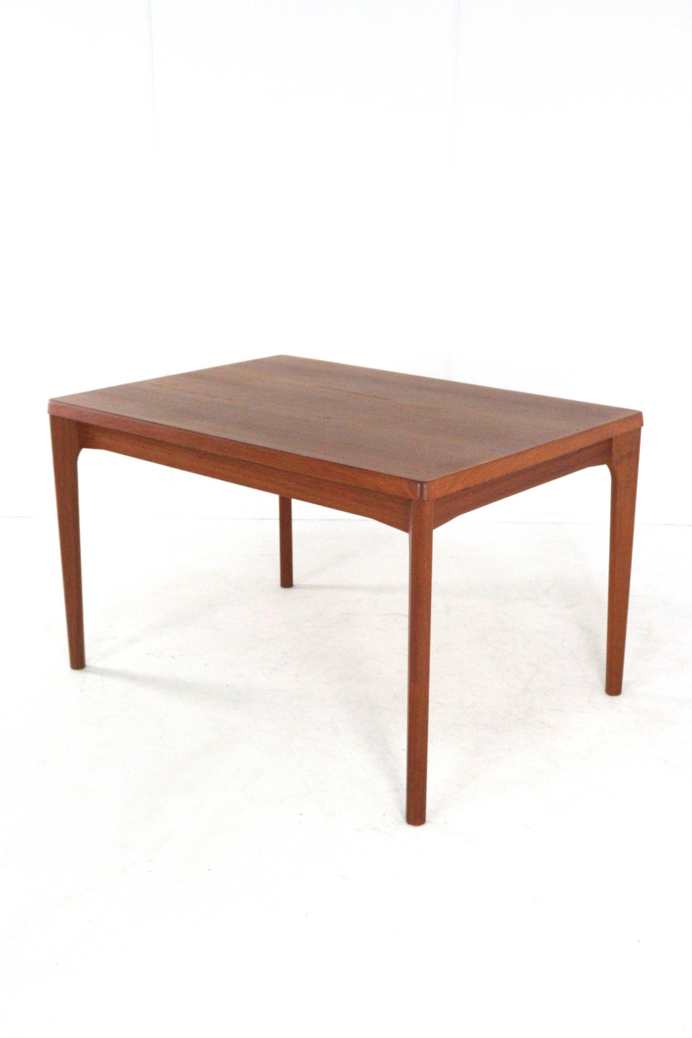 Table à manger rectangulaire extensible Henning Kjearnulf Vejle - design danois