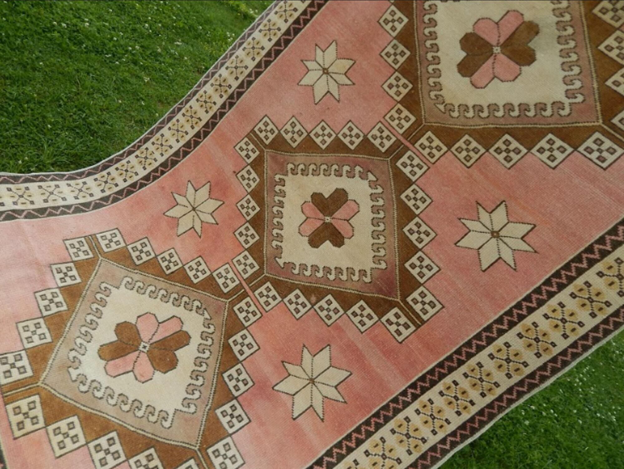 Anatolian oushak kars handwoven ushak area rug (154 x 251 cm)