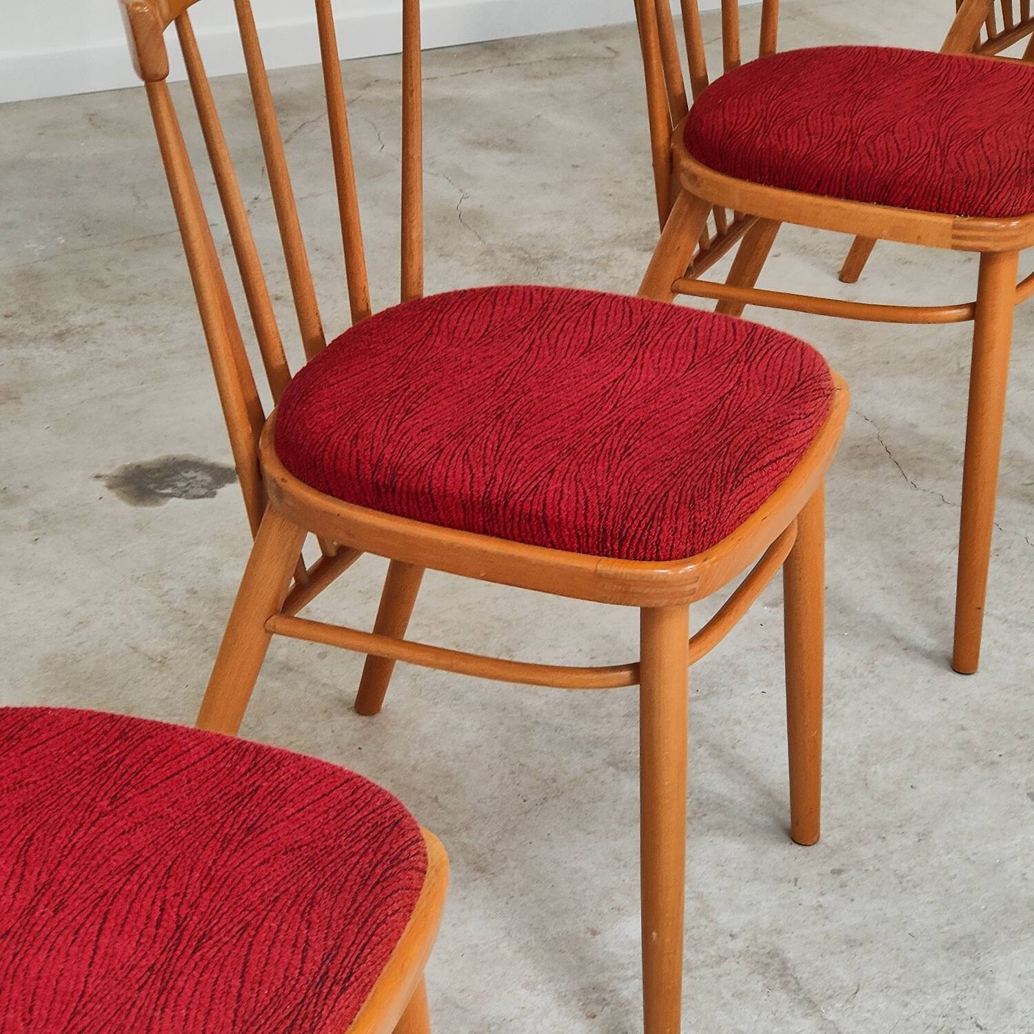 Set of 4 chairs by Antonin Suman for Tatra Nabytok Pravenec Year 60