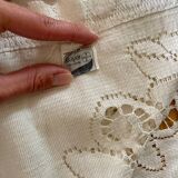 XXL lace tablecloth